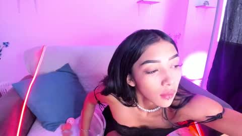 Jaulyn online show from March 1, 1:13 pm