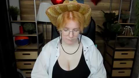 Snapshot of java_fire chatting on October 28, 10:23 pm Katerina online show from October 28, 10:23 pm