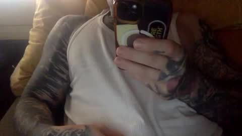 Snapshot of javatlop chatting on March 28, 11:21 am javatlop online show from March 28, 11:21 am