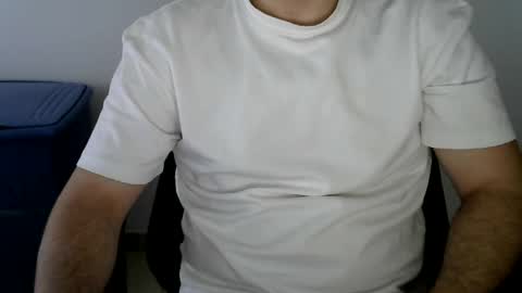 javi94valenciap online show from June 13, 9:18 am