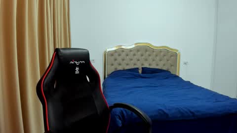  Javi  online show from October 19, 9:48 pm