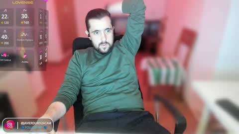 Snapshot of javierduro24 chatting on December 6, 1:00 pm javierduro24 online show from December 6, 1:00 pm