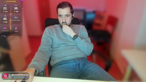Snapshot of javierduro24 chatting on January 13, 6:49 pm javierduro24 online show from January 13, 6:49 pm