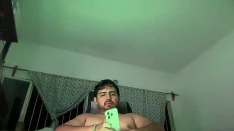 Snapshot of javiermichi chatting on September 17, 3:41 am javiermichi online show from September 17, 3:41 am