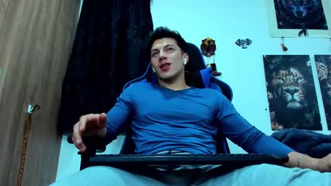 Javier online show from February 23, 1:13 am