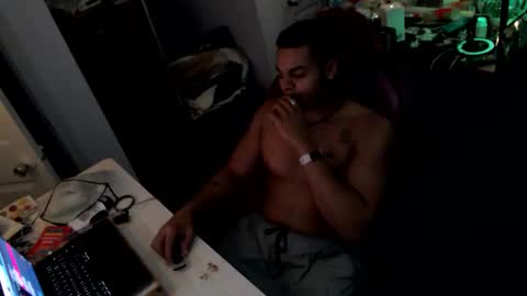 javiSdick online show from November 12, 11:58 pm