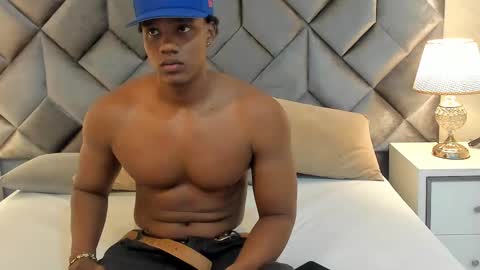 Snapshot of jax_black chatting on September 29, 12:21 pm jax black online show from September 29, 12:21 pm