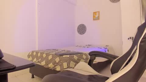 Snapshot of jax_maliq chatting on September 23, 2:47 am jax_maliq online show from September 23, 2:47 am