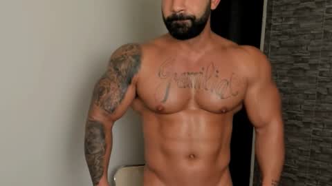 JaxonHunk online show from March 20, 9:30 pm