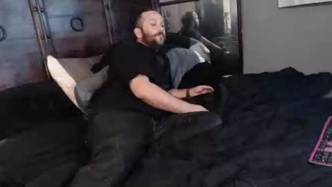 Snapshot of jaxxxdaddy chatting on December 18, 7:58 am jax online show from December 18, 7:58 am