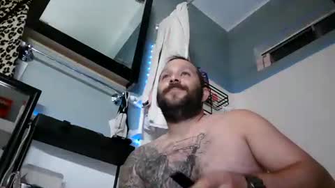 Snapshot of jaxxxdaddy chatting on December 19, 7:59 am jax online show from December 19, 7:59 am