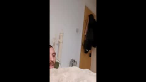 Snapshot of jay760185 chatting on February 15, 7:21 pm jay760185 online show from February 15, 7:21 pm