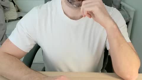 Snapshot of jay_d89 chatting on February 6, 2:42 pm Jay D online show from February 6, 2:42 pm