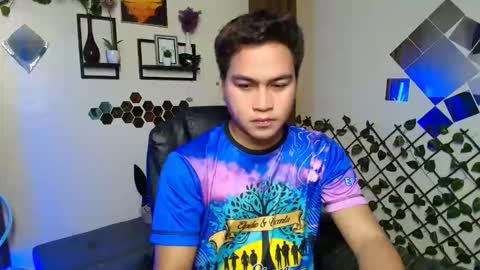 Snapshot of jay_hotcummer chatting on February 3, 10:42 am JL online show from February 3, 10:42 am