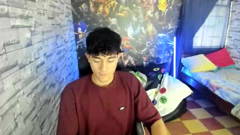 JAY ORANGE online show from December 4, 7:33 pm