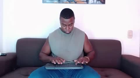 Snapshot of jay_smit chatting on February 26, 4:28 pm jay smit online show from February 26, 4:28 pm