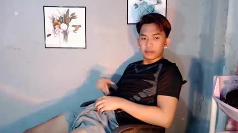jay_xxx24 online show from April 28, 6:51 am