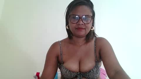 jayah69 online show from April 8, 4:56 am
