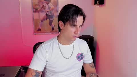 Jay Alvarrez online show from October 6, 6:38 pm