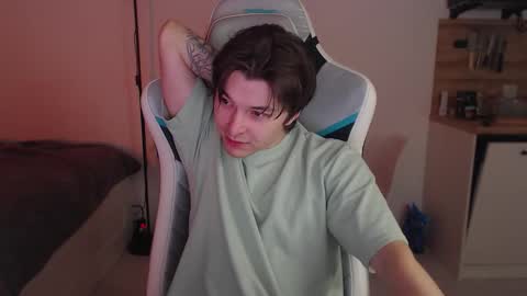 Snapshot of jayce_icestone chatting on September 27, 4:50 am Jayce online show from September 27, 4:50 am