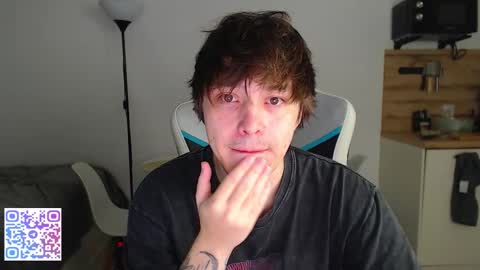 Snapshot of jayce_icestone chatting on October 13, 2:44 am Jayce online show from October 13, 2:44 am