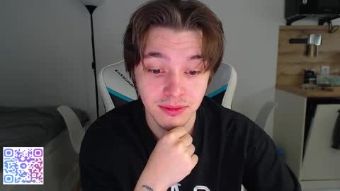 Snapshot of jayce_icestone chatting on October 19, 5:41 am Jayce online show from October 19, 5:41 am