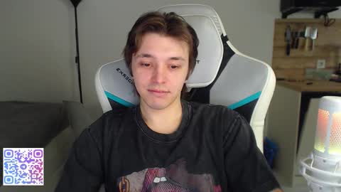 Snapshot of jayce_icestone chatting on January 16, 1:31 am Jayce online show from January 16, 1:31 am