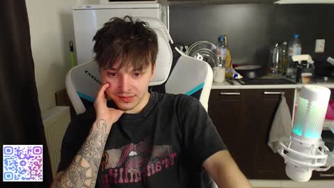 Snapshot of jayce_icestone chatting on March 4, 2:45 pm Jayce online show from March 4, 2:45 pm