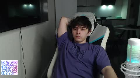 Jayce online show from April 26, 3:04 am