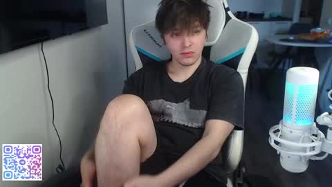 Jayce online show from May 11, 3:07 pm