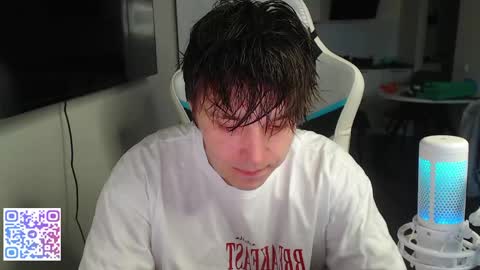 Jayce online show from May 15, 4:30 am