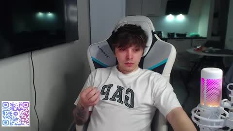 Jayce online show from May 19, 3:07 pm