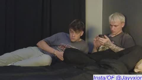 Snapshot of jaycex_69 chatting on November 9, 1:20 pm THE HOUSE online show from November 9, 1:20 pm