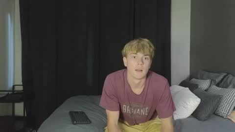 Snapshot of jaycex_69 chatting on November 18, 4:00 pm THE HOUSE online show from November 18, 4:00 pm