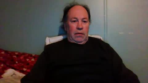 Snapshot of jaycu1962 chatting on February 6, 7:13 am Jay online show from February 6, 7:13 am