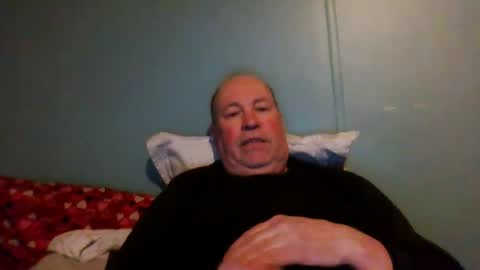 Snapshot of jaycu1962 chatting on February 13, 2:12 am Jay online show from February 13, 2:12 am