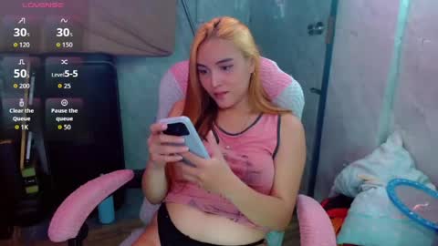 Jayda Khalifa  online show from May 12, 6:54 am