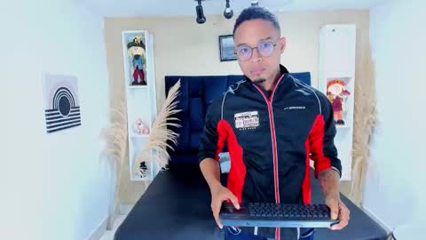 Jayden Morris online show from October 12, 11:42 am