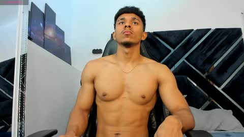 JAYDEN online show from April 25, 1:41 pm