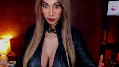 Snapshot of jayetan chatting on November 26, 8:37 am jayetan online show from November 26, 8:37 am