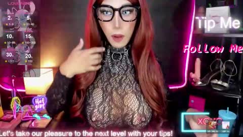 Snapshot of jayetan chatting on March 14, 1:27 pm jayetan online show from March 14, 1:27 pm