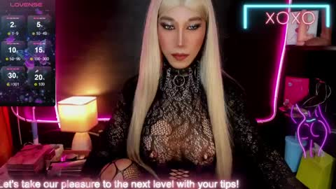 Snapshot of jayetan chatting on March 27, 11:54 am jayetan online show from March 27, 11:54 am