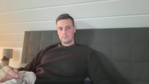 jayfex97 online show from October 3, 2:58 pm