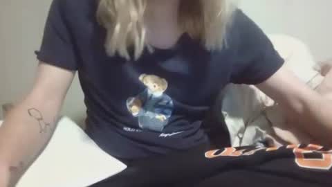 jayflgator online show from March 7, 8:22 pm
