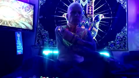 Snapshot of jayfugz chatting on December 25, 11:22 am jayfugz online show from December 25, 11:22 am