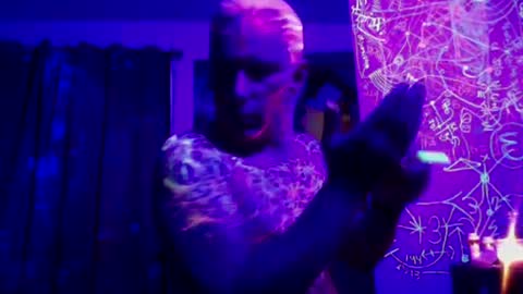 Snapshot of jayfugz chatting on January 16, 5:53 am jayfugz online show from January 16, 5:53 am