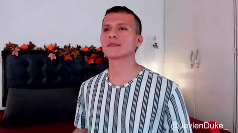 Snapshot of jaylen_and_duke chatting on October 22, 11:10 am Jaylen and duke online show from October 22, 11:10 am