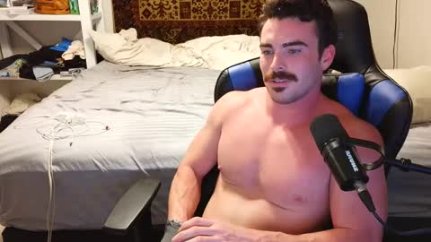 Snapshot of jaypipeahoe chatting on October 11, 4:12 am jaypipeahoe online show from October 11, 4:12 am