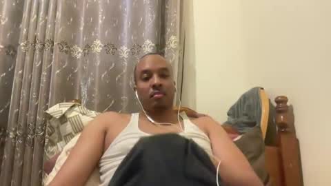 Snapshot of jaysmooth9870 chatting on August 5, 4:54 pm jaysmooth9870 online show from August 5, 4:54 pm
