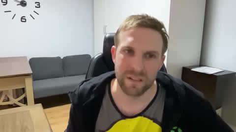Snapshot of jaytaylorxxx chatting on May 1, 4:06 am Jay Taylor online show from May 1, 4:06 am